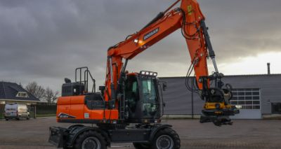 Doosan DX160W-7