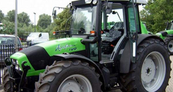 Deutz Agrofarm serie va 2012